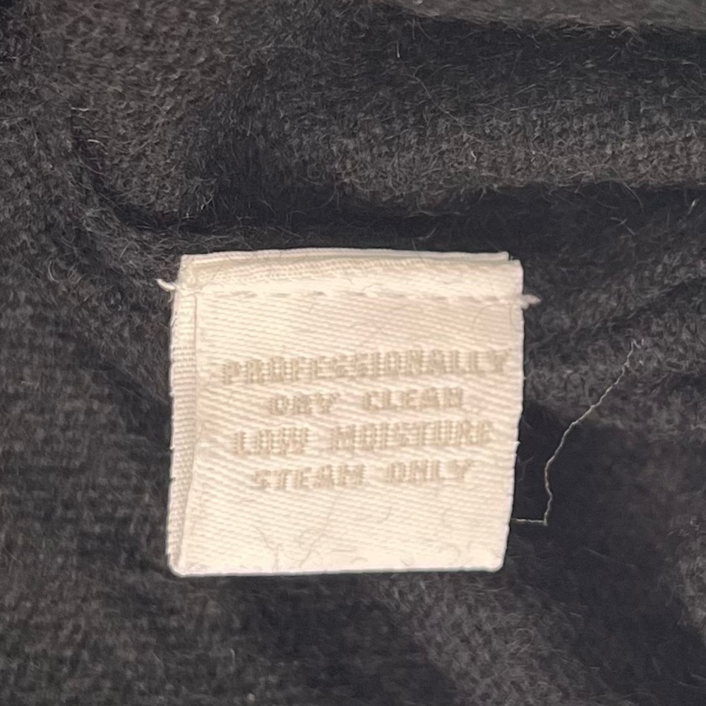 Charter Club Black 100% Cashmere Collared V-Neck Size S Pullover Knit Soft Cozy - Picture 9 of 9